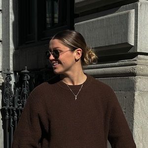 Meet your Posher, Sam